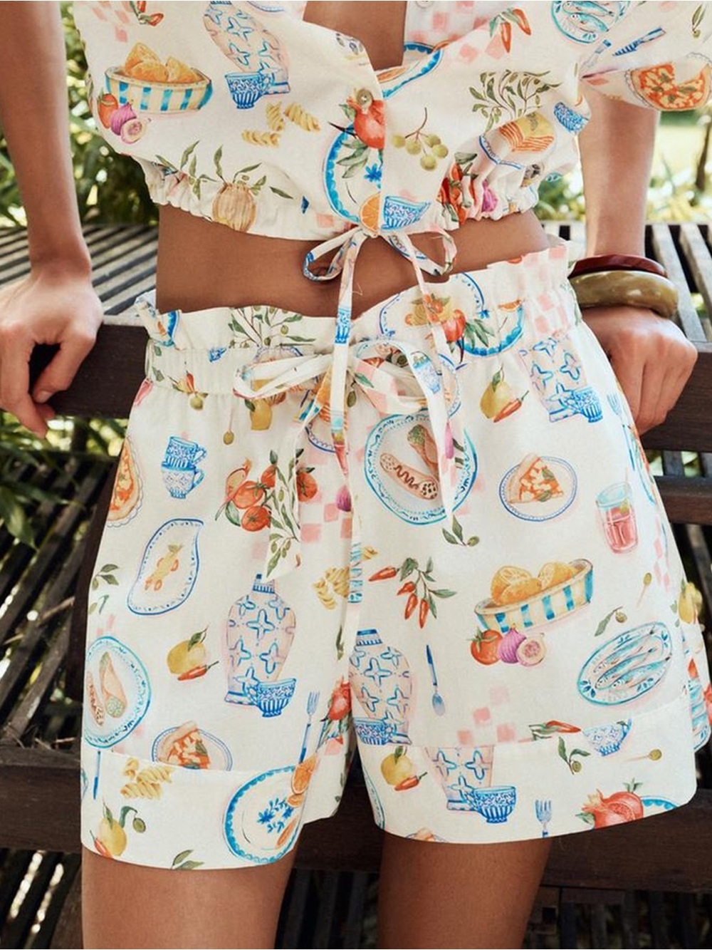 ZARA White Printed Paperbag-Waist Women's Shorts and shirt. MATCHING SET.